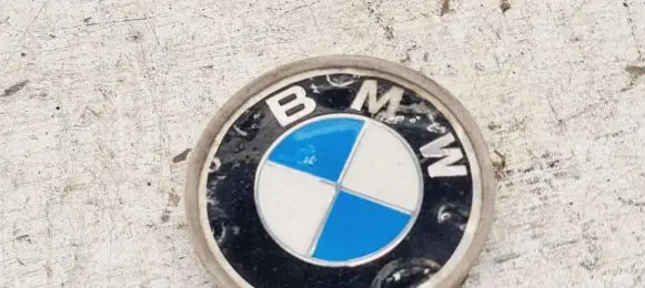 BMW 5 E39 Original wheel cap 6768640