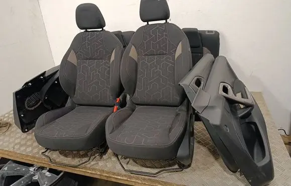 Peugeot 2008 I Interior set 