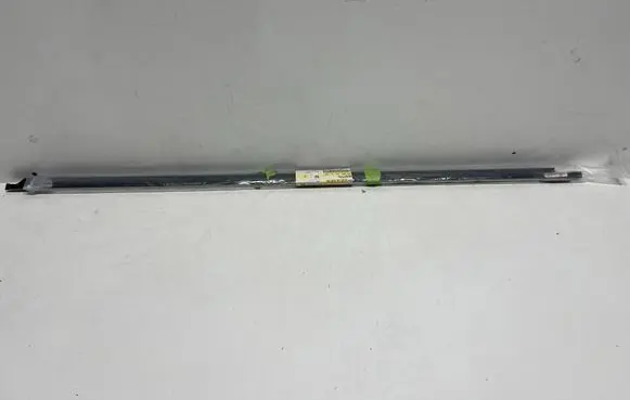 Volkswagen Touran III Rear door rubber seal (on body) 5TA839476G