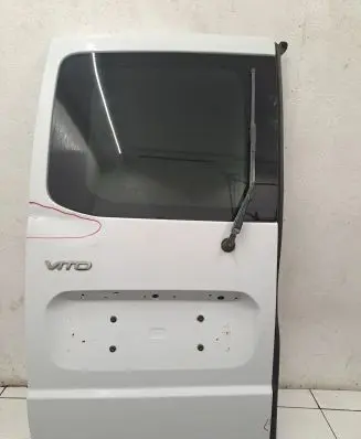 Mercedes-Benz Vito Viano W447 Back/rear loading door A4477420310 A4479061500