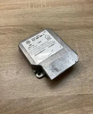 Volkswagen Polo IV 9N3 Airbag control unit/module 1C0909605K