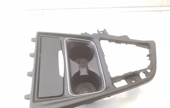 BMW 3 F30 F35 F31 Other center console (tunnel) element 9218925