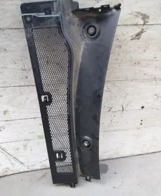 Opel Mokka B Wiper trim 9824416180