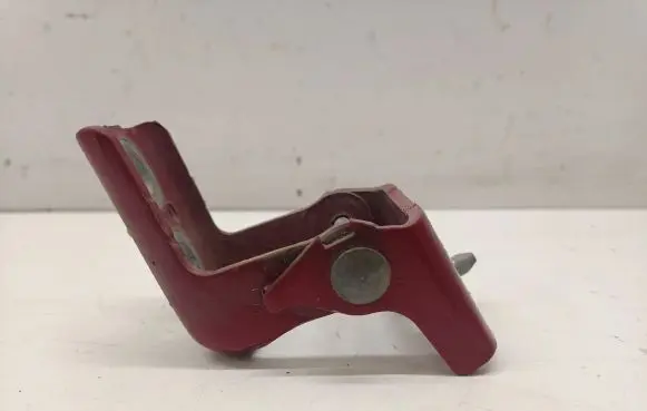 Opel Grandland X Front door lower hinge 