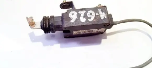 Mazda 626 Central locking motor ga8a62350a