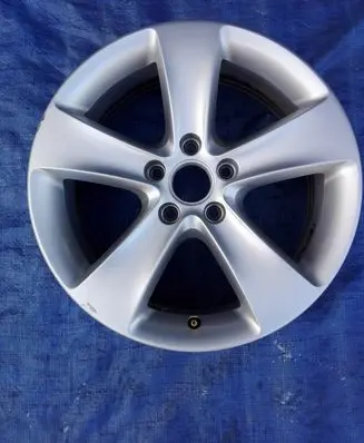 Volkswagen PASSAT CC R17 alloy rim 