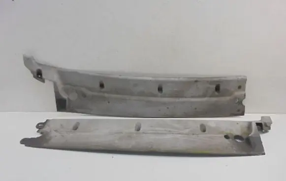 Iveco Daily 3rd gen Wiper trim 500330603