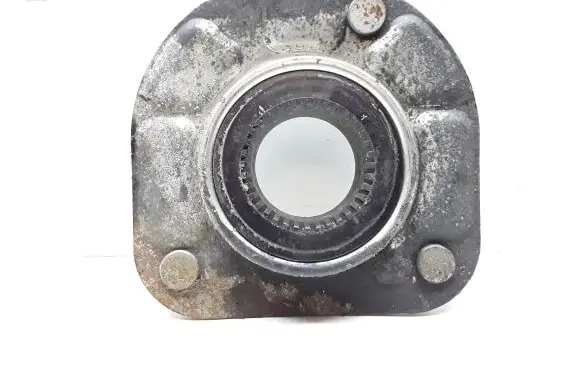 Volvo XC90 Front upper strut mount 