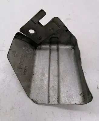 Exhaust heat shield