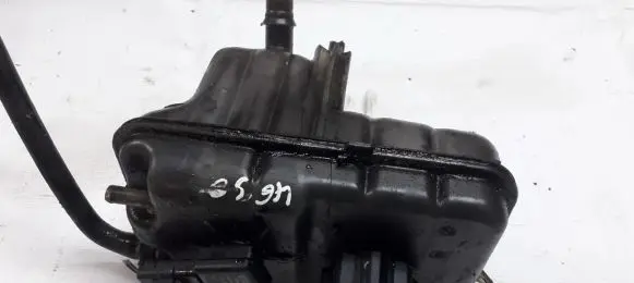 Brake fluid reservoir