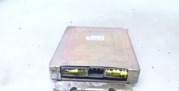 Mitsubishi Colt Engine control unit/module MD308311 E2T39379