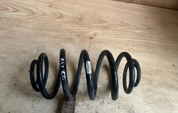Opel Astra J Rear coil spring AADY