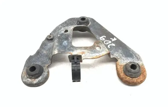 Maserati Ghibli Air filter cleaner box bracket assembly 70583037