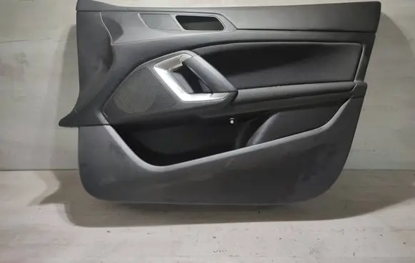 Peugeot 308 Front door card panel trim 1336690RR