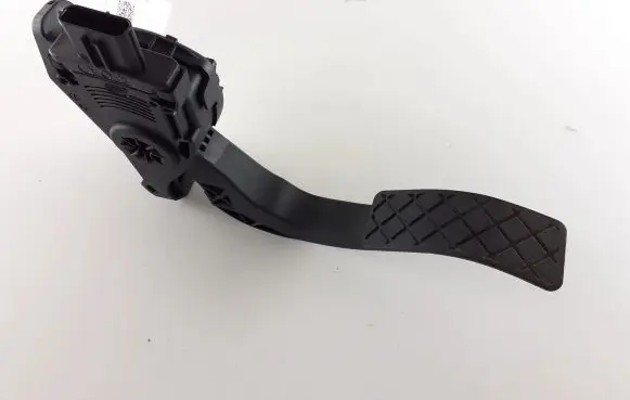 Audi A4 S4 B8 8K Accelerator throttle pedal 8K1723523