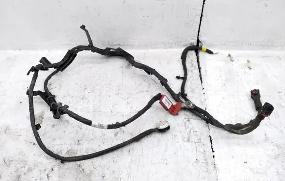 Ford Focus Positive cable (battery) NX6T14300UAAE