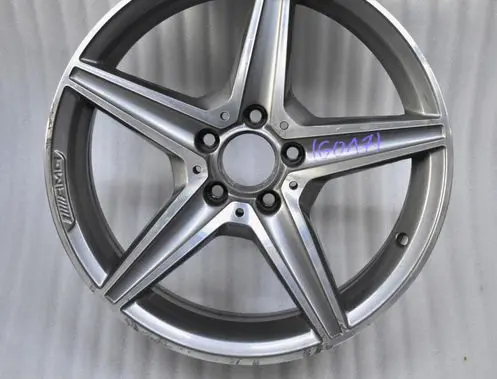 Mercedes-Benz C AMG W205 R18 alloy rim 