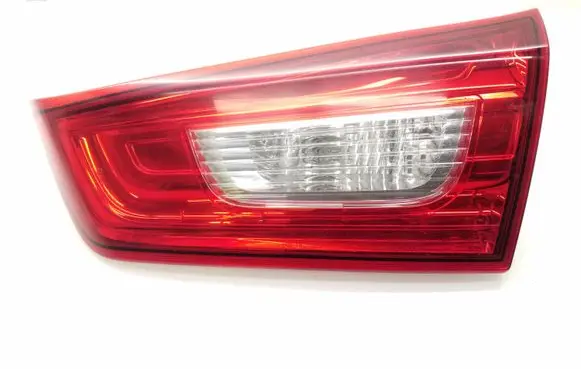 Mitsubishi ASX Tailgate rear/tail lights STANLEYP9373R