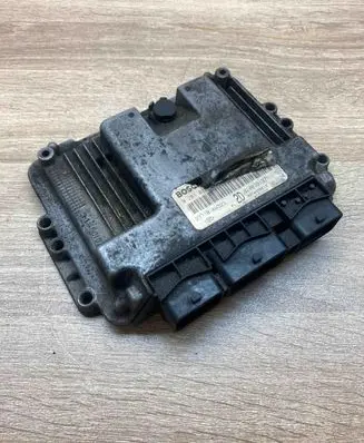Nissan Primera Engine control unit/module ECU 8200391971 0281011645