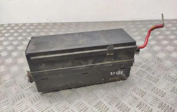 Land Rover Range Rover Sport L320 Fuse module EJBM02ECC03