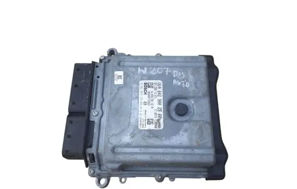 Mercedes-Benz E C207 W207 Engine control unit/module A6429002900 0281016383 A6429010200