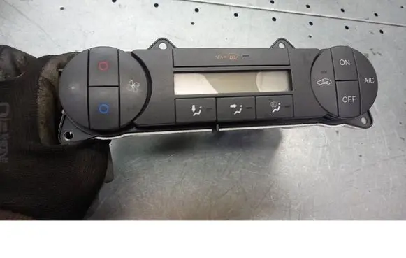 Ford Mondeo MK IV Air conditioning/heating control unit 3S7T19980AH