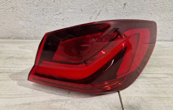 BMW 1 F40 Rear/tail lights 745064415
