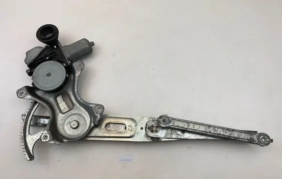 Toyota Prius+ (ZVW40) Front door window regulator motor 8571012490 0620202820
