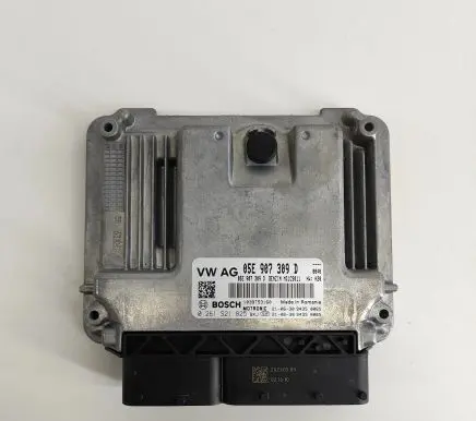 Volkswagen Golf VIII Engine control unit/module 05E907309D 0261S21825