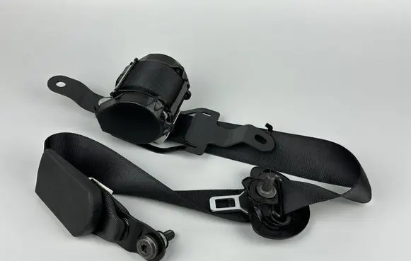 BMW X5 E70 Rear seatbelt 606345601C R09JX298AWR E1040830