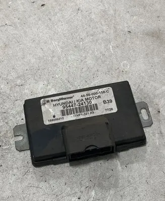 KIA Sportage Transfer box differential control unit 9544724130 4450000158 8006012