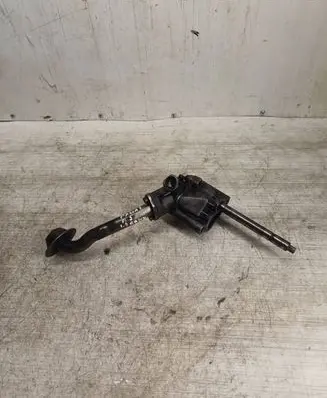 Volkswagen PASSAT B5 Oil pump 026115153A