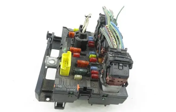 Citroen C4 I Picasso BSM Control unit 9661708080