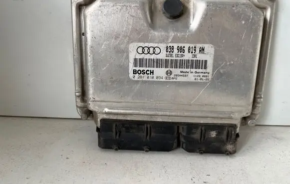 Audi A4 S4 B6 8E 8H Engine control unit/module 038906019AN 0281010094 28SA4597