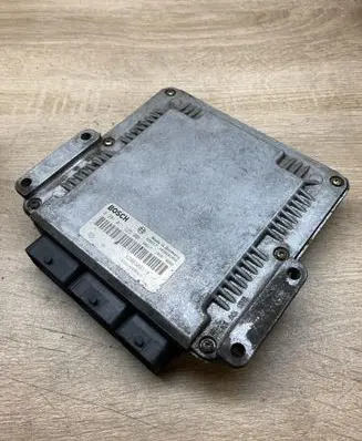 Renault Espace IV Engine control unit/module ECU 8200309318 081011325