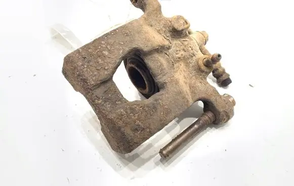 Nissan Qashqai Rear brake caliper