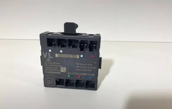 Mercedes-Benz E W212 Door control unit/module A2129001529 A2129026610