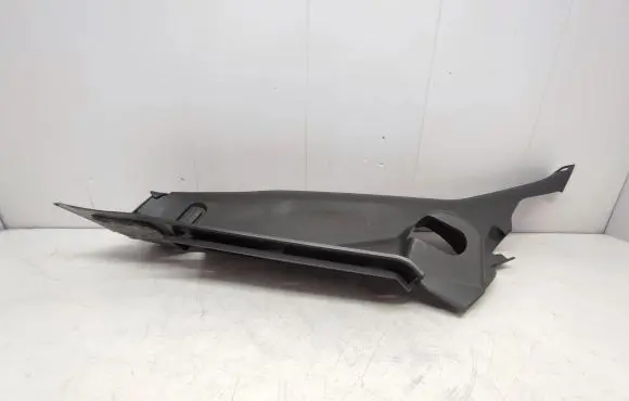 Chevrolet Cruze Rear sill trim cover 96983547
