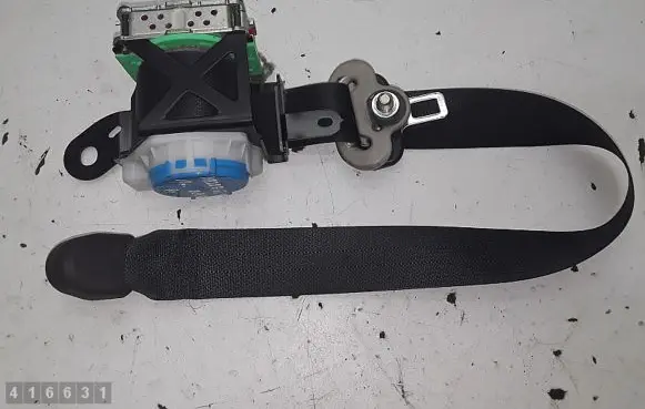 Mazda 6 Front seatbelt 1071042