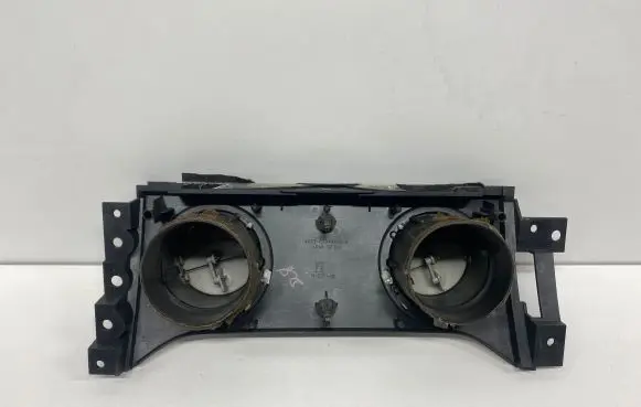 Ford Mustang V Dash center air vent grill 4R3363044A92B M2994B 2994B