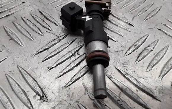 Maserati Quattroporte Fuel injector 0280158124