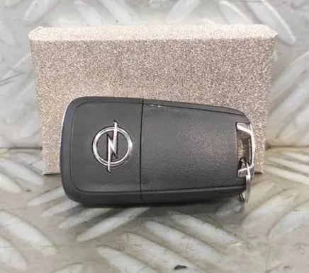 Opel Corsa E Ignition key/card 13482240 433MHZ