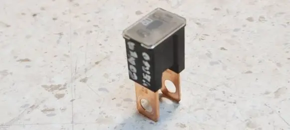 Toyota Corolla Verso AR10 Fuse 32VDC 80A