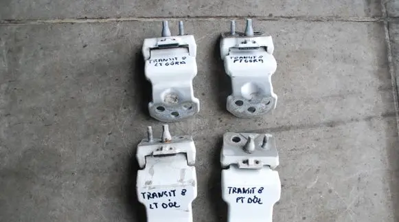 Ford Transit Rear door lower hinge 130KM