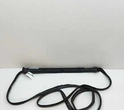 Tesla Model X Rubber seal rear door 105483000G