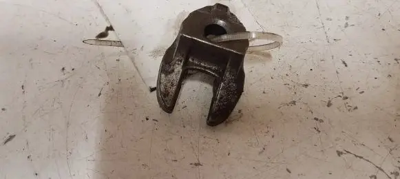 Ford Focus Fuel Injector clamp holder