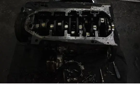 Volvo S70 V70 V70 XC Engine block 046103021