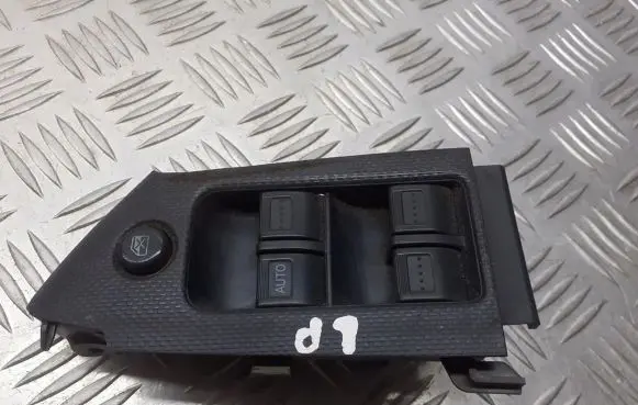 Honda Civic Front door window switch trim 35750-S6A-G110