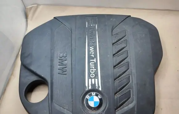 BMW X6 E71 Engine cover (trim)