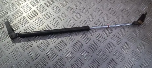 Nissan Almera Tailgate/trunk strut/damper